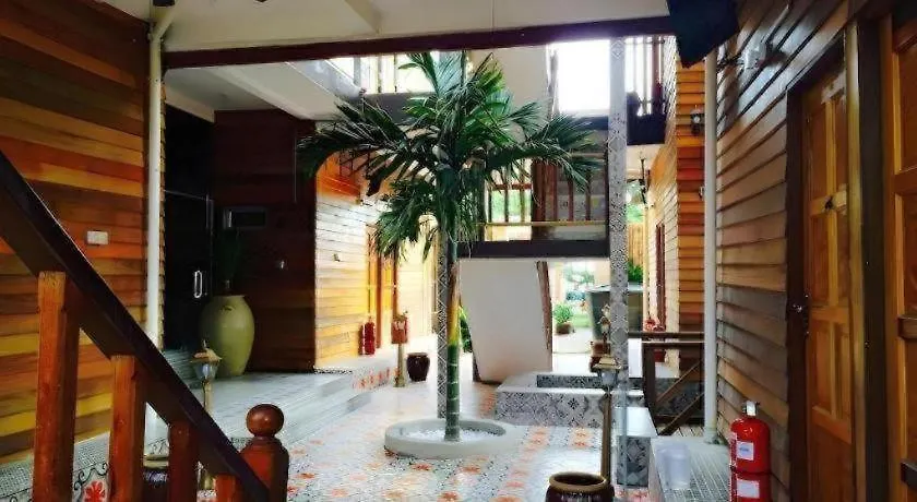 Kampong Pinang Sebatang Melaka Hotel